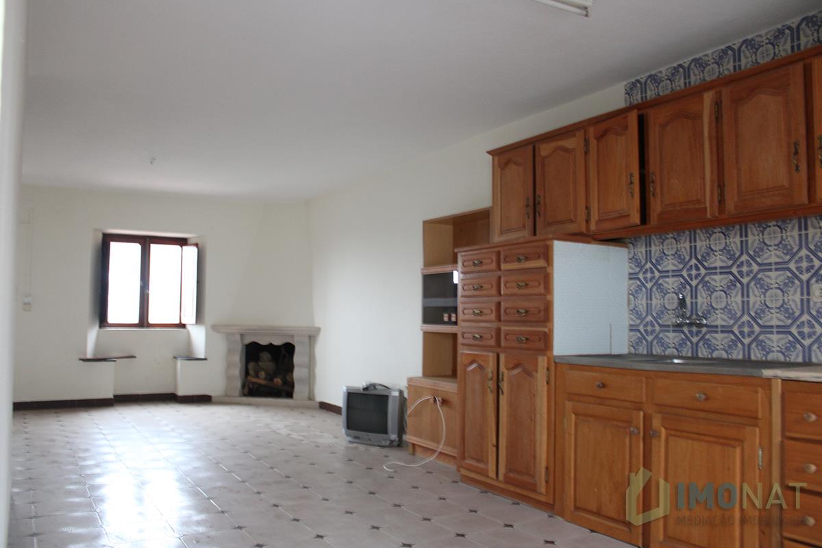 House 2 Bedrooms