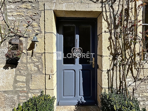 Maison Traves 8 pièce(s) 303 m2