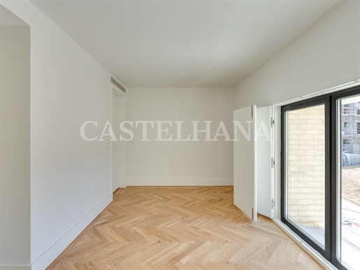 3 bedroom duplex apartment in new development in Beato, Lisbon