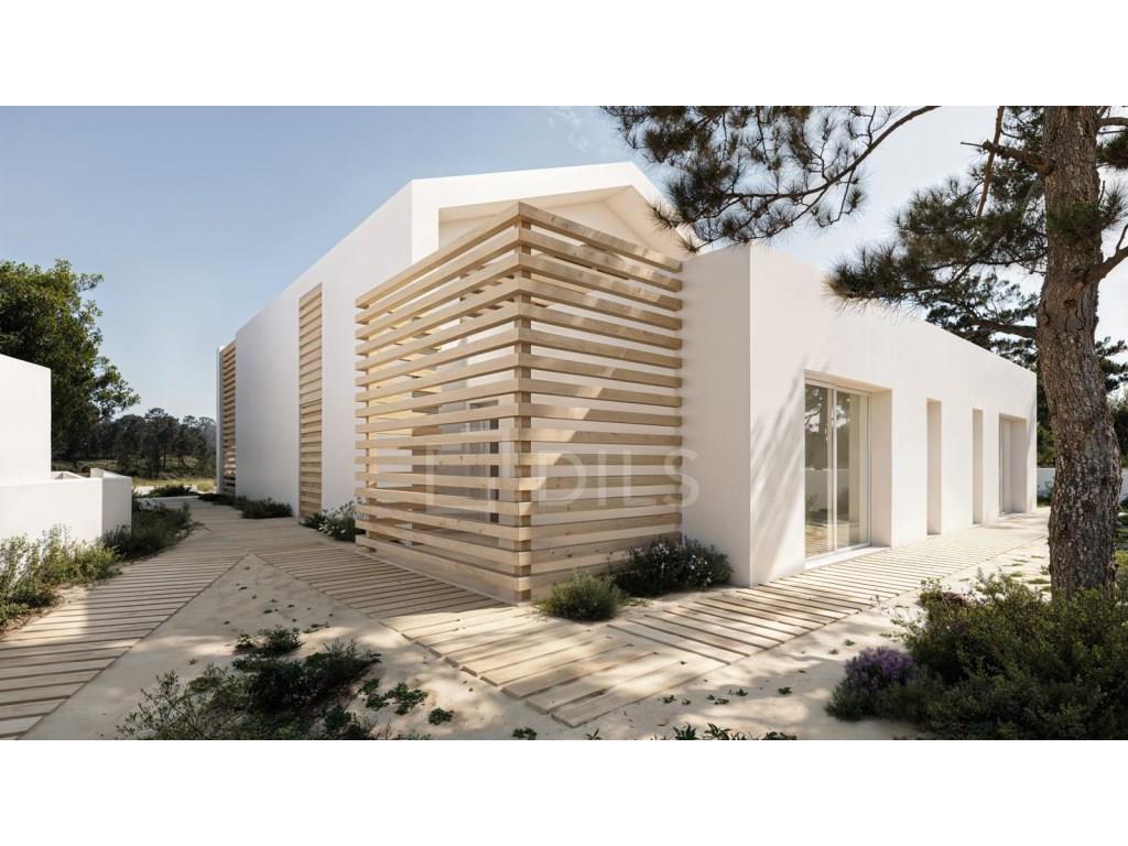 4 bedroom villa under construction located in Brejos da Carregueira de Cima, Comporta