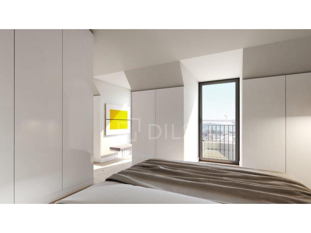 Building sold with approved project in Estrela, Lisbon