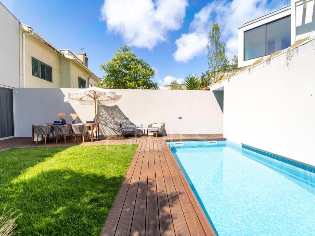 Huis 4 Slaapkamers Triplex Te Koop Porto