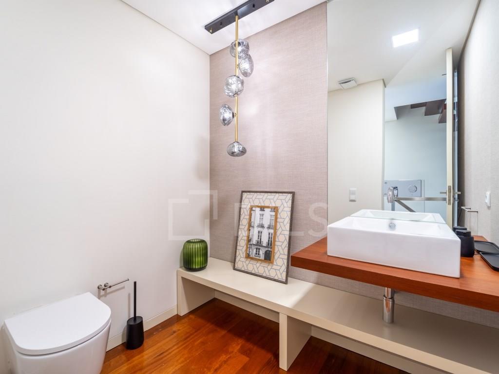 Huis 4 Slaapkamers Triplex Te Koop Porto