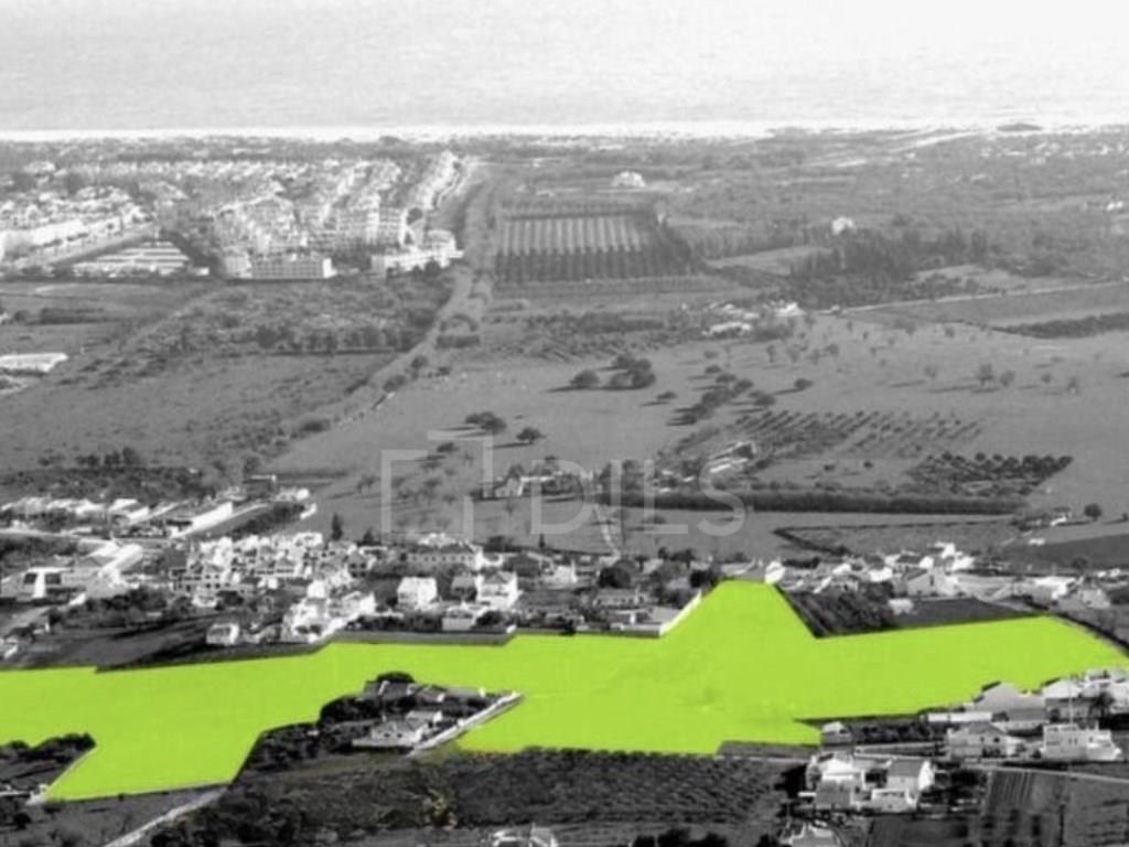 Terreno en el Algarve a 1 km de la playa