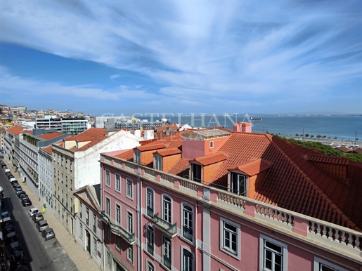 Appartement duplex de 3 chambres 247m2 avec vue sur Rio Tejo à Lisbonne