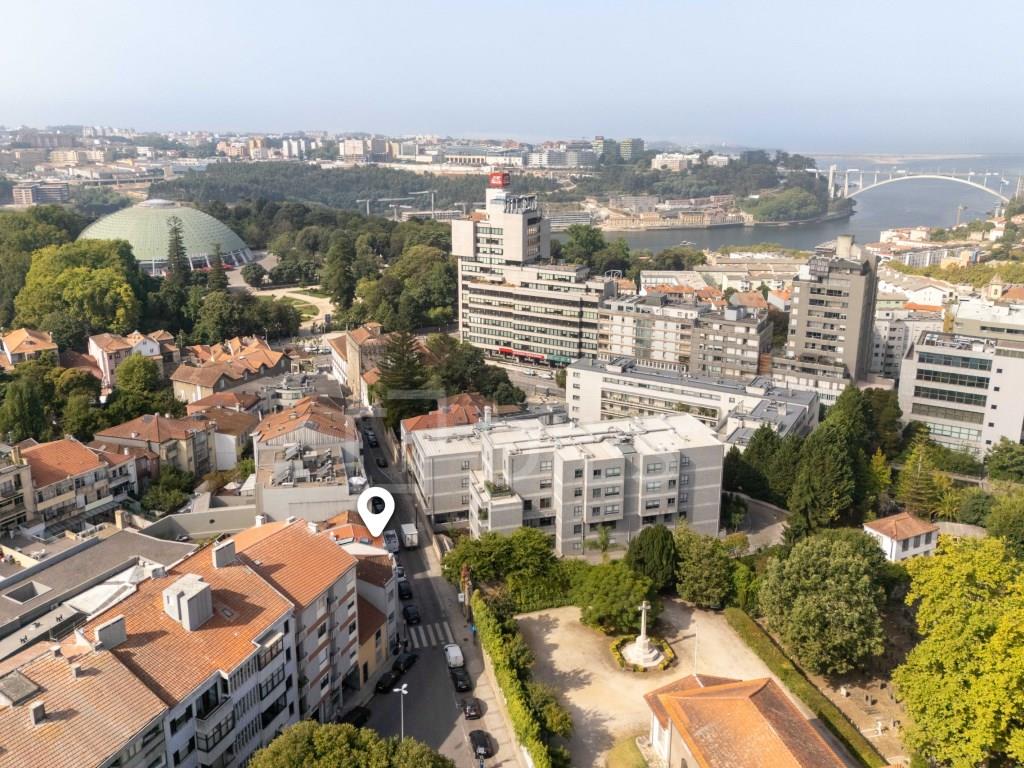 Maison T3+1 avec garage - Miguel Bombarda - Porto