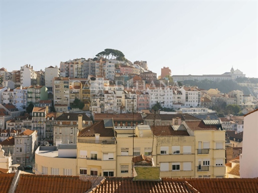 Apartamento de 3 dormitorios en un condominio privado en el centro de Lisboa