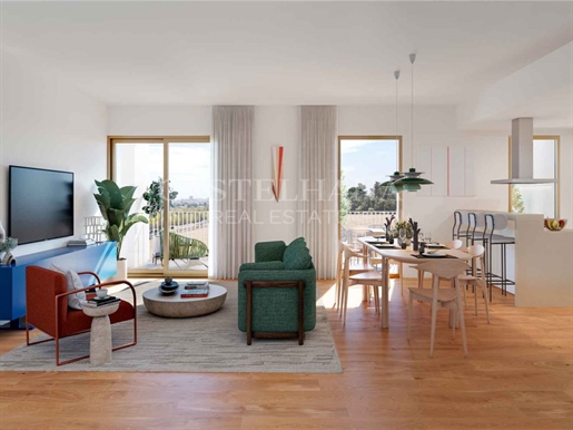 2 bedroom apartment with garden and parking in new development, Lisbon