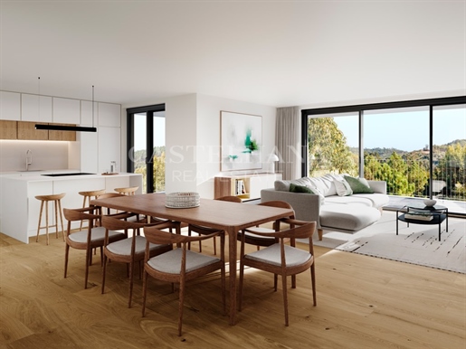 4 bedroom flat with balcony in a new development in Belas Clube de Campo