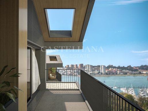 4 bedroom villa in condominium next to Afurada Marina