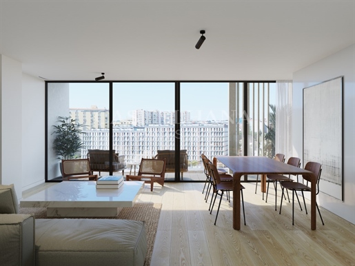 Apartamento de 3 dormitorios con terraza con piscina privada en Lisboa