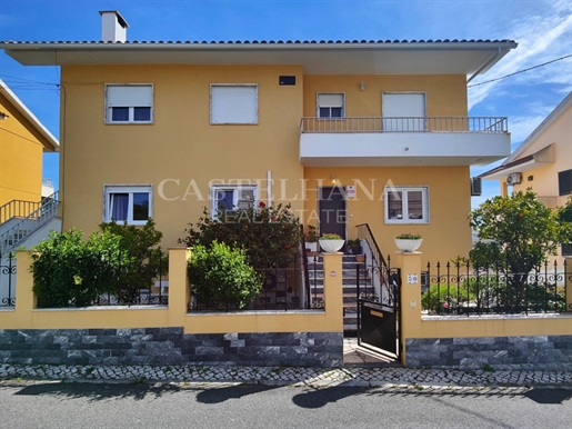 Appartement de 3 chambres avec patio et garage à Quinta Nova de São Roque
