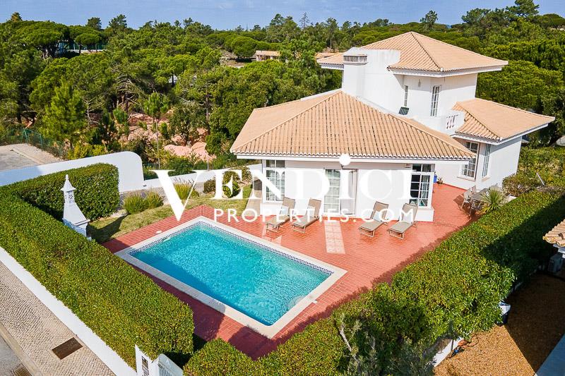 Charmante villa de 3+2 chambres