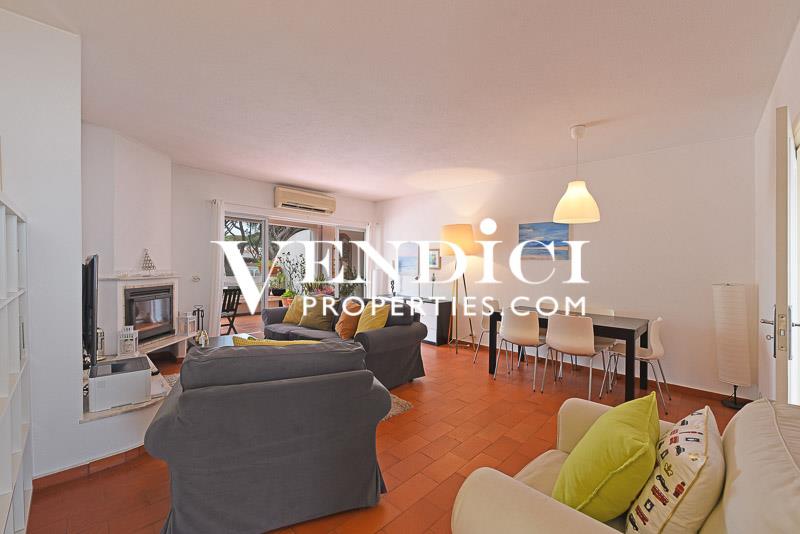 Cumpărare: Apartament (8135)