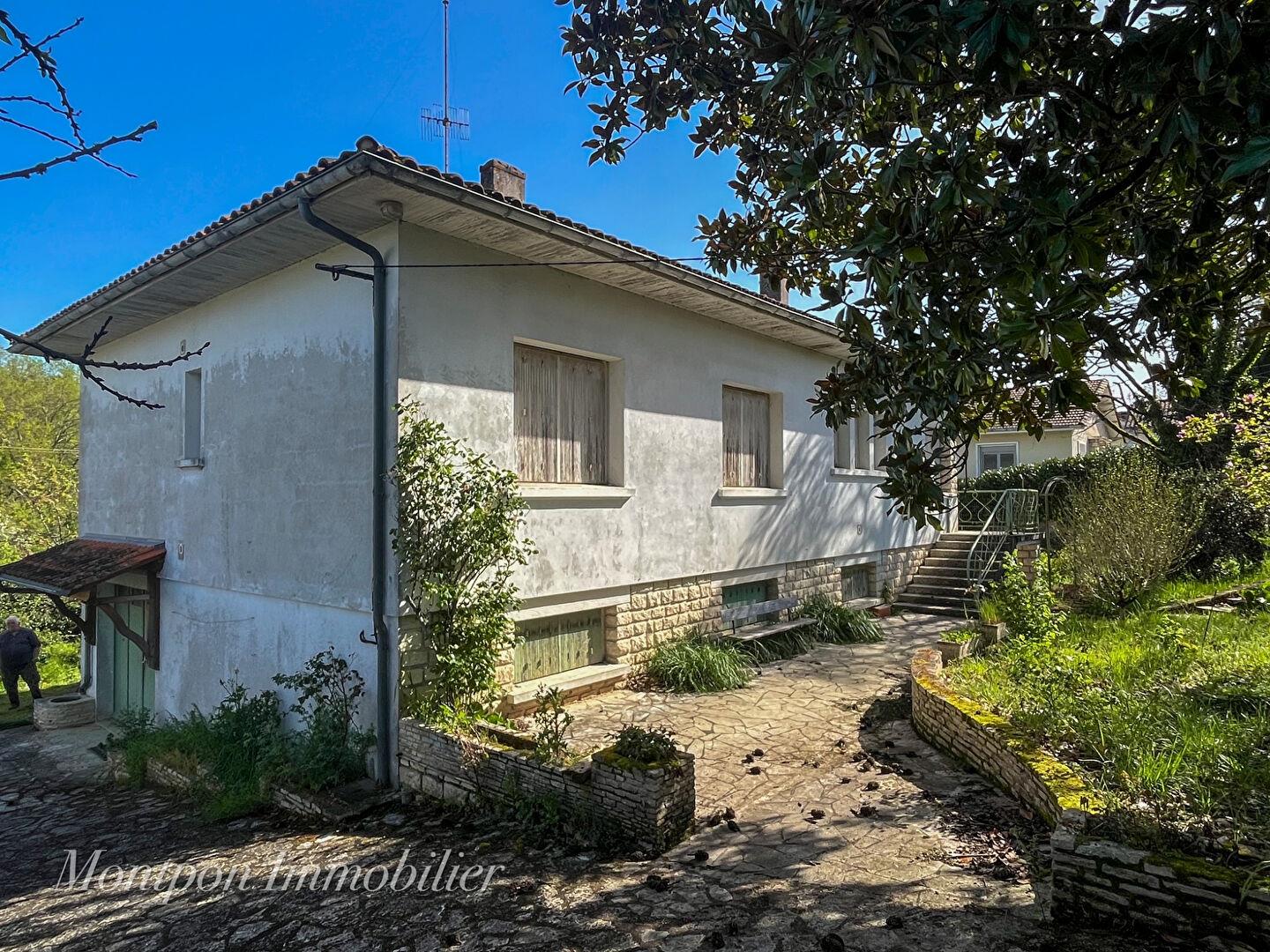 Maison Montpon Menesterol centre