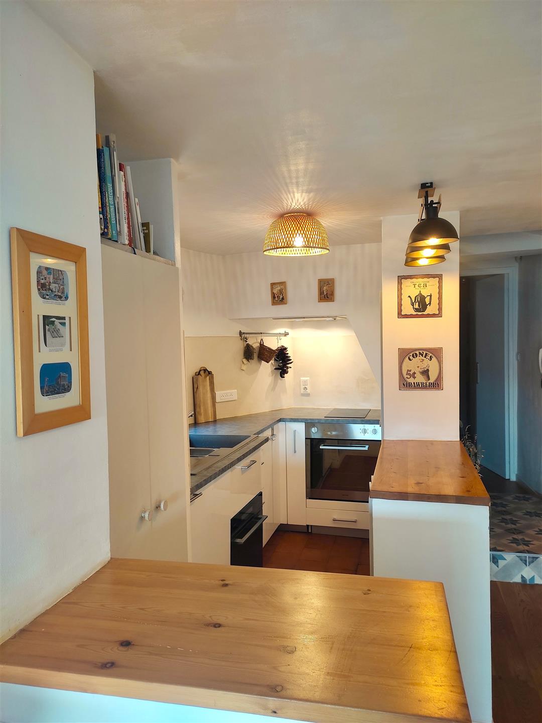 Stunning Aixois Triplex apartment with character, Panoramic view, quiet location, historic city cent