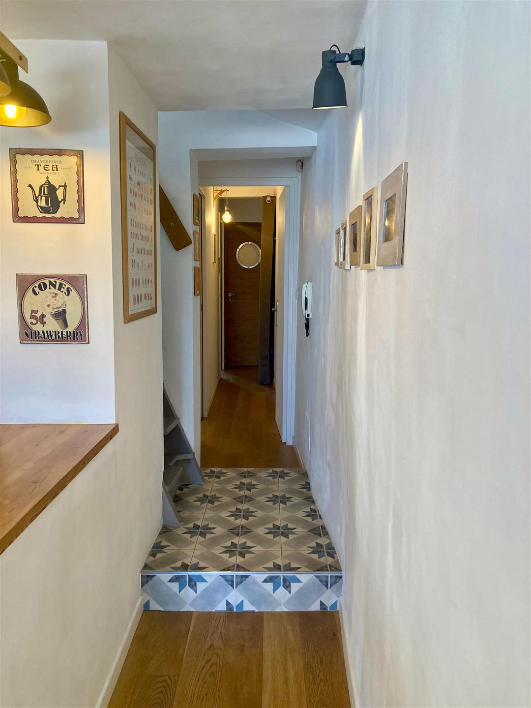 Stunning Aixois Triplex apartment with character, Panoramic view, quiet location, historic city cent
