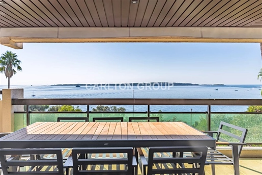 Cannes Lower Californie - dwupoziomowy apartament z panoramicznym widokiem na morze