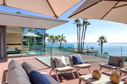 Cannes Basse Californie - Closed domain - Contemporary villa with sea view