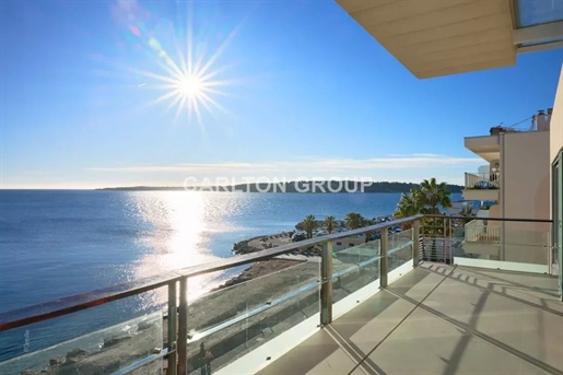 Cannes Palm-Beach - Appartement 4 pièces rénové face aux plages
