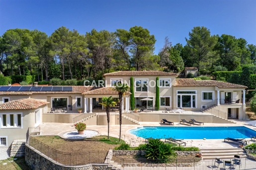 Le Rouret - Cannes Countryside - Light And Bright Ecological Villa With Exceptional Volumes