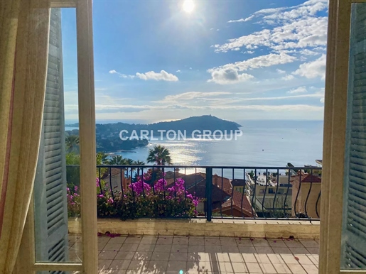 Property with an incredible sea view in Villefranche-sur-Mer