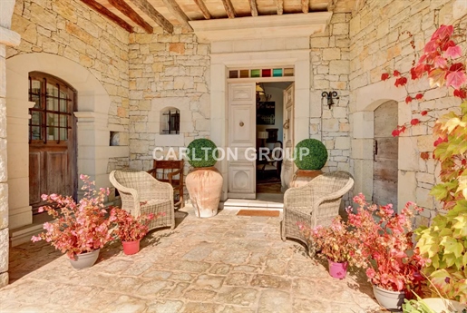 Grasse - Exceptional Stone Estate with panoramic views - French Riviera Countryside