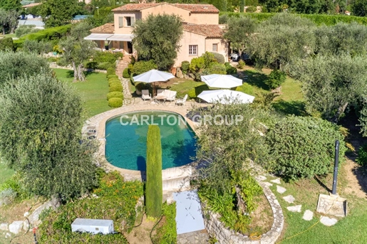 Châteauneuf-Grasse - Cannes Countryside - Provencal style villa with sea view