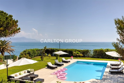 Luxueuse villa contemporaine au Cap d'Antibes