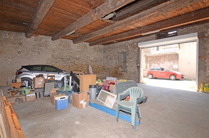 Spacious garage in Rieux Minervois