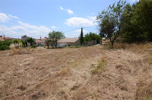 Building land in Caunes Minervois, in the South of France