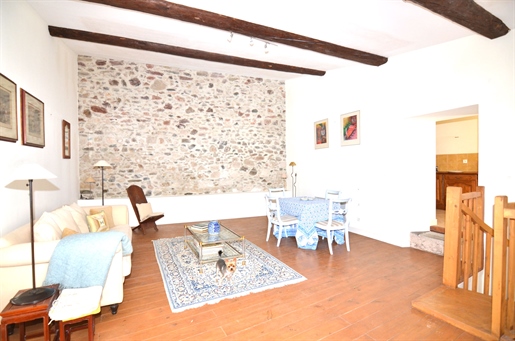 Beautifully renovated village house with covered terrace and garage in Caunes Minervois