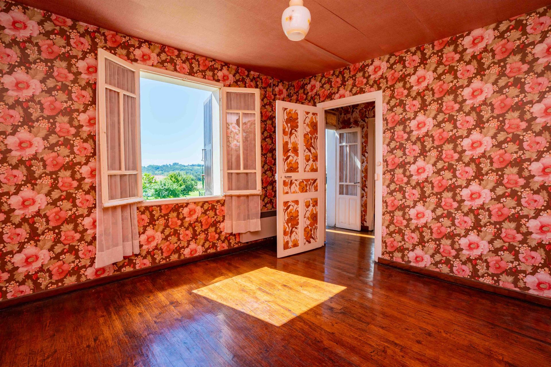 Character House With Great Potential In Labets-Biscay!
