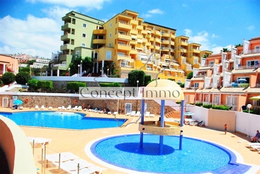 Modern and furnished studio with sea views only 350 m from the beach! Vv license allowed