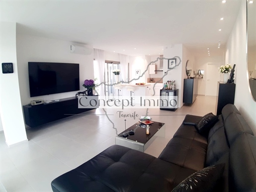 Newly Furnished Luxury Apartment With 2 Terraces, Sea Views, Garage And Heated Pool!
