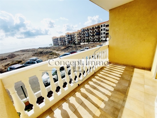 Furnished Studio with Sea View in Aparthotel - First Sea Line with heated Pool and Vv License!