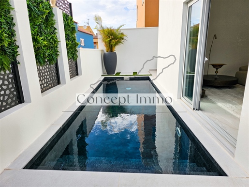Moderne und hochwertig möblierte Designer Luxus Villa mit Swimmingpool, Garage und tollem Meerblick!