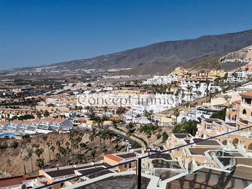 Moderna villa de lujo en San Eugenio Alto - totalmente amueblada y con fantásticas vistas al mar!