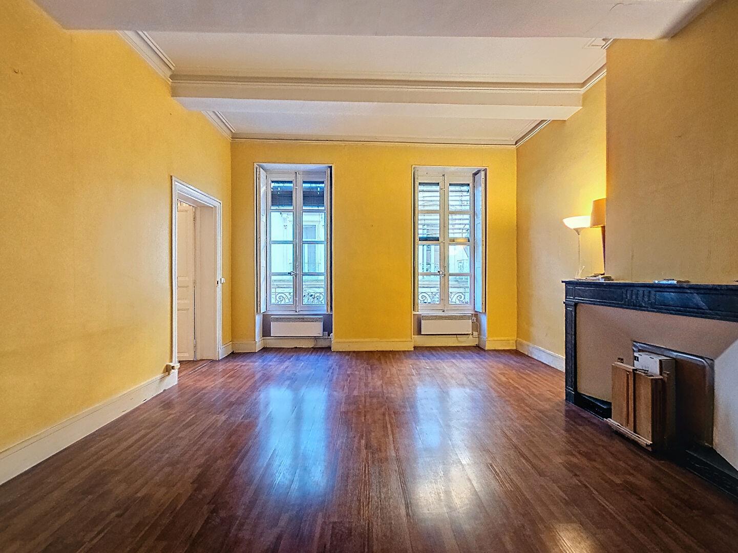 For sale: 4-room apartment in Avignon - Reference Ff016