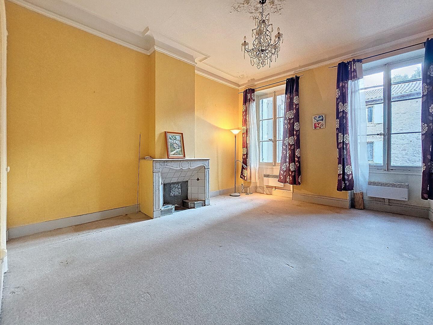 For sale: 4-room apartment in Avignon - Reference Ff016