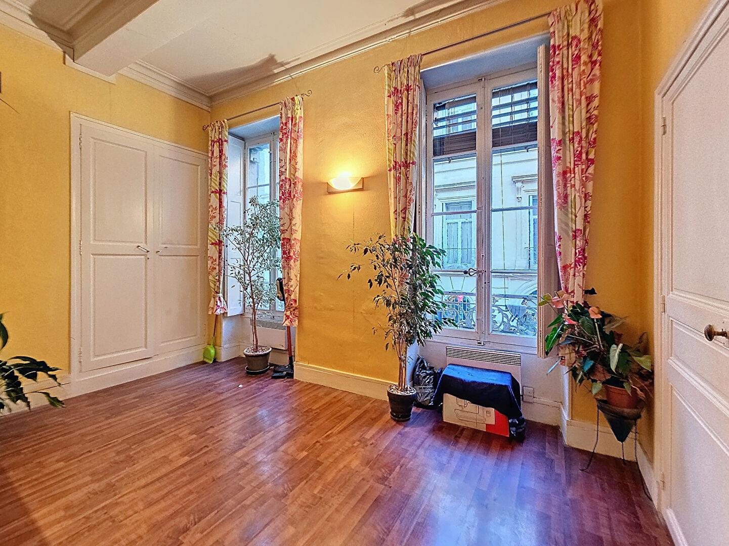 For sale: 4-room apartment in Avignon - Reference Ff016