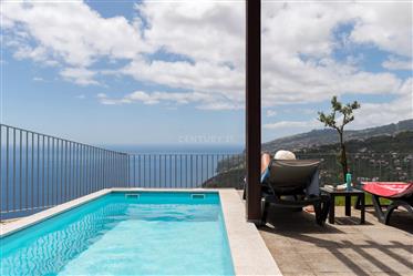 Moderní vily T3 + plavecký bazén - Calheta, Madeira