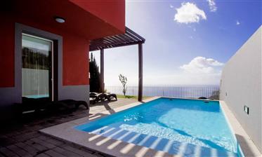Moderné vily T3 + bazén - Calheta, Madeira
