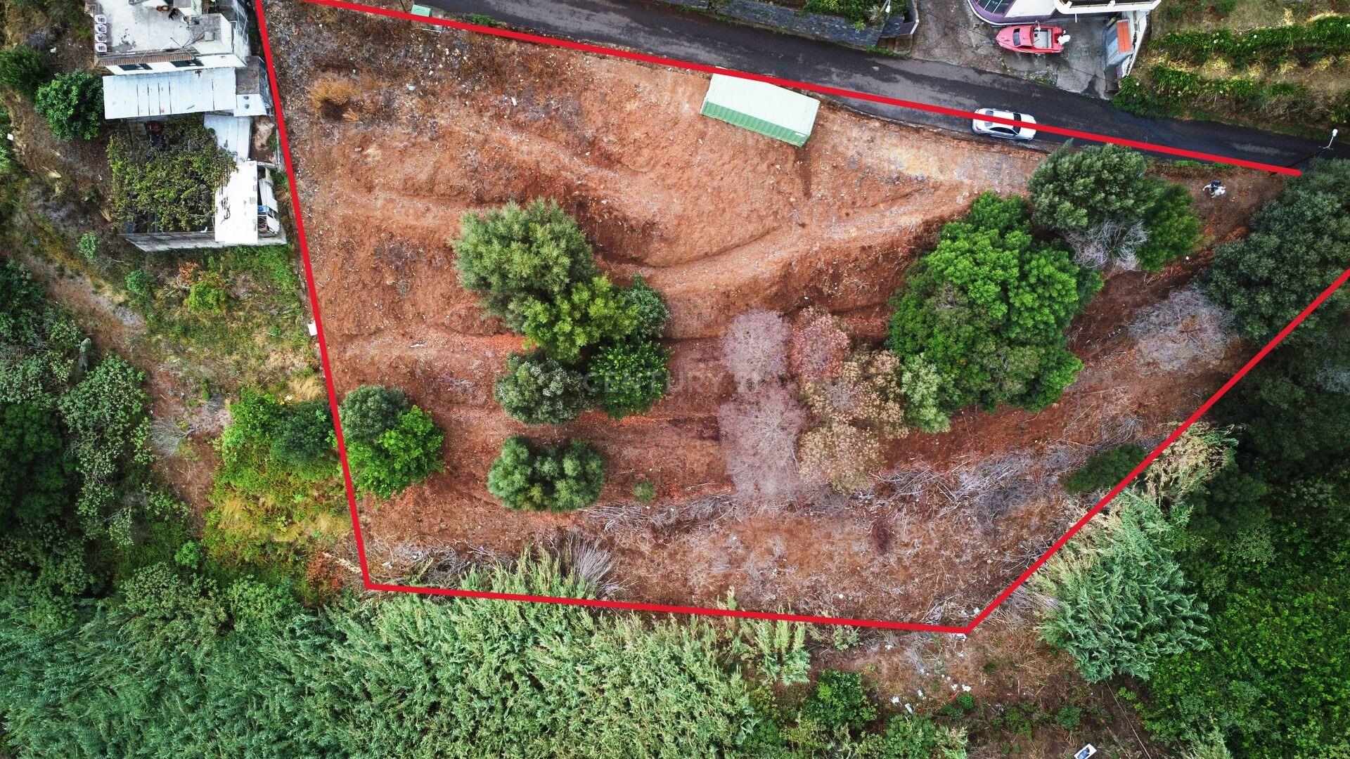 Investment Opportunity - Land in Gaula, Madeira