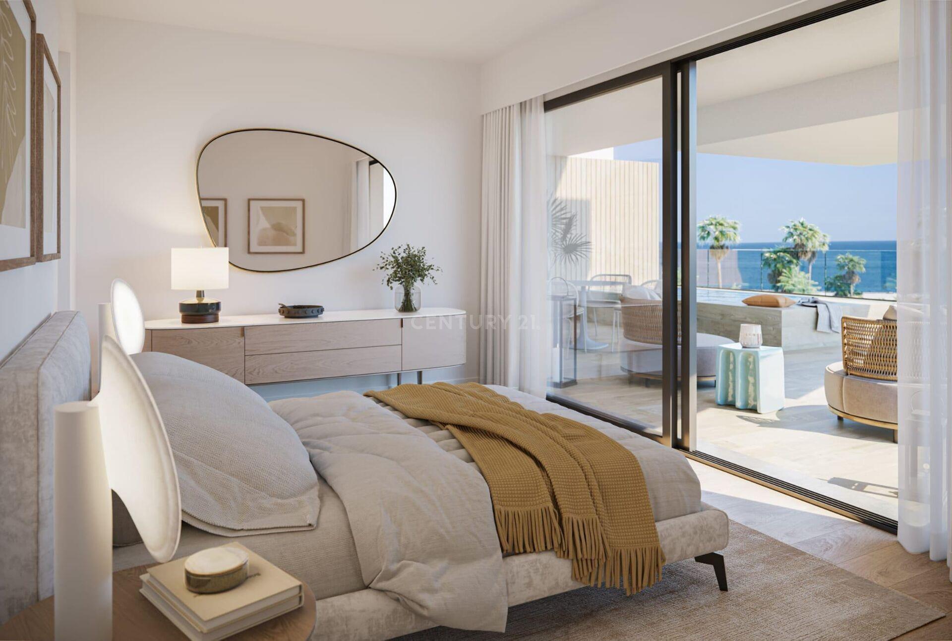 Three Bedroom Apartment - Swimming Pool, Sea view - Praia Formosa, Funchal