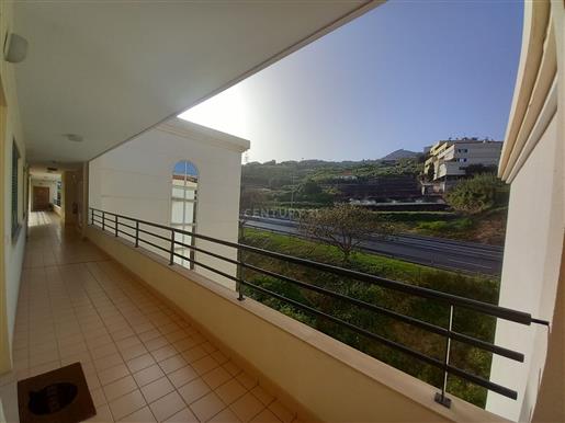 Apartament z jedną sypialnią - Wynajęte - Caniço de Baixo, Santa Cruz, Madera