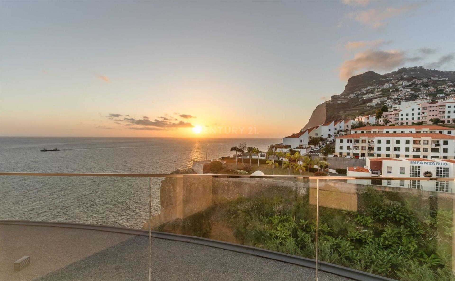 Appartement met twee slaapkamers - Nieuw - Zeekant - Estrada Monumental, Funchal