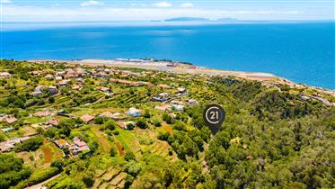 Rustikální pozemek 850 m2 - Eiras, Santa Cruz, Madeira