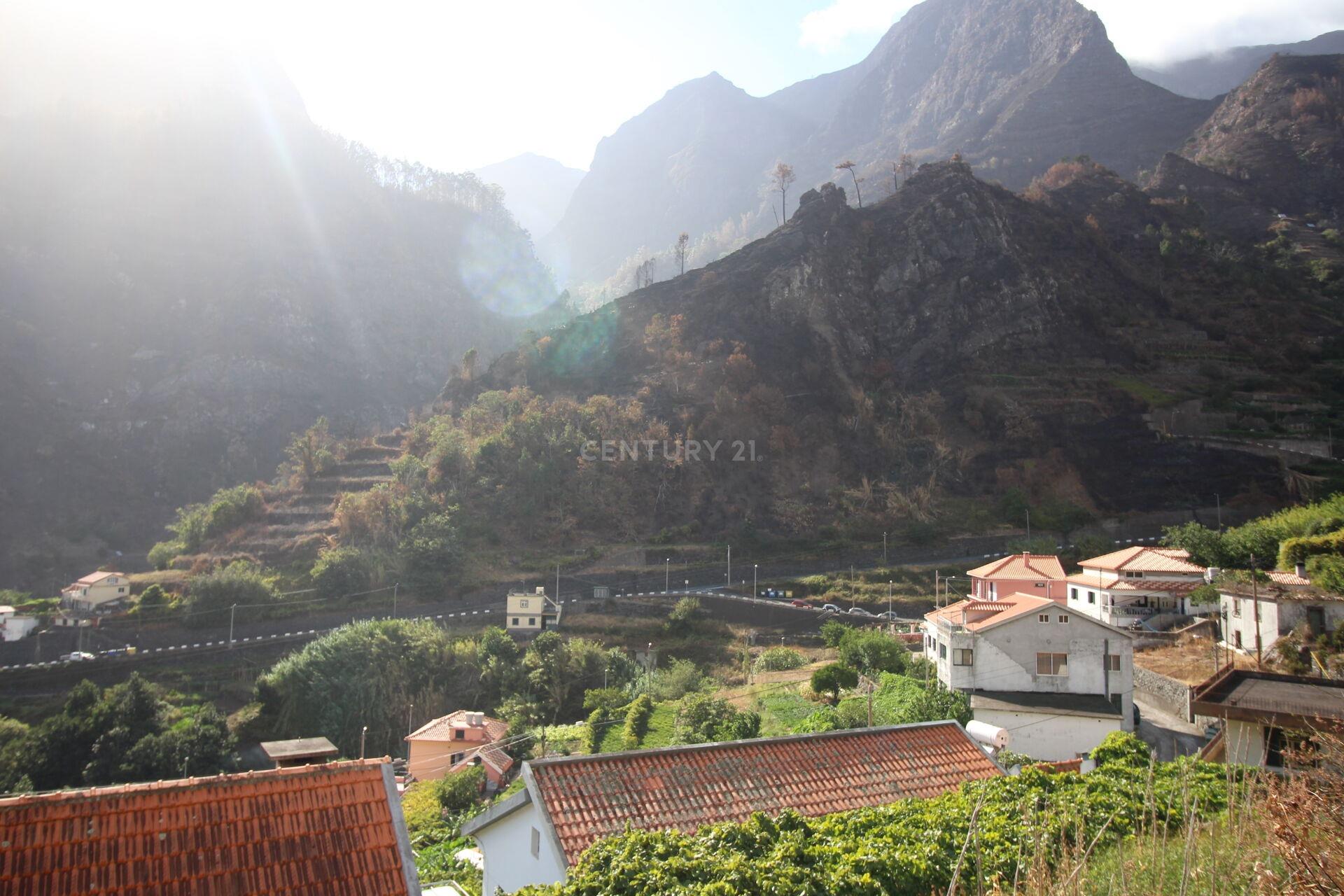 Licht huis met drie slaapkamers - Serra de Água, Madeira