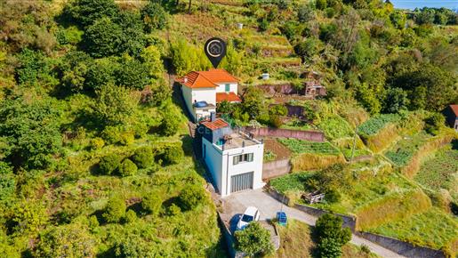 Prachtige villa met drie slaapkamers - Santa Cruz, Madeira